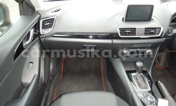 Nunua Ilio tumika Mazda Axela Nyekundu Gari ndani ya Beitbridge nchini Matabeleland Kusini Nunua Ilio tumika Mazda Axela Nyekundu Gari ndani ya Beitbridge nchini Matabeleland Kusini