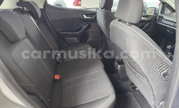 Acheter Occasion Voiture Ford Fiesta Gris à Belvédère, Harare Acheter Occasion Voiture Ford Fiesta Gris à Belvédère, Harare