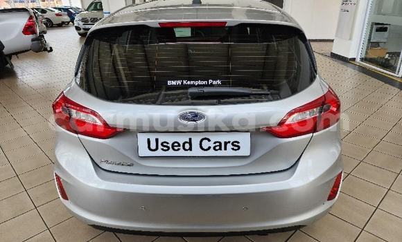 Acheter Occasion Voiture Ford Fiesta Gris à Belvédère, Harare Acheter Occasion Voiture Ford Fiesta Gris à Belvédère, Harare