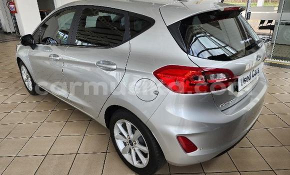 Acheter Occasion Voiture Ford Fiesta Gris à Belvédère, Harare Acheter Occasion Voiture Ford Fiesta Gris à Belvédère, Harare