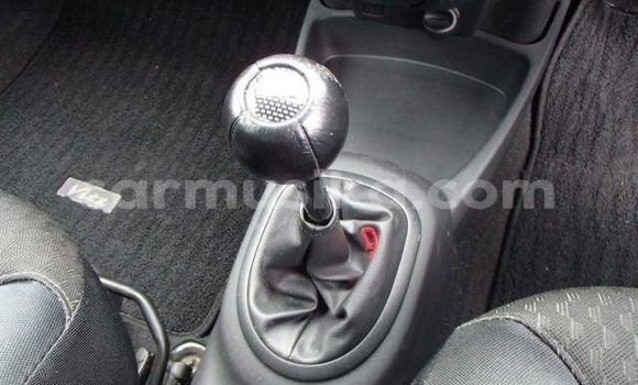 Buy Used Toyota Vitz Blue Car in Beitbridge in Matabeleland South Buy Used Toyota Vitz Blue Car in Beitbridge in Matabeleland South