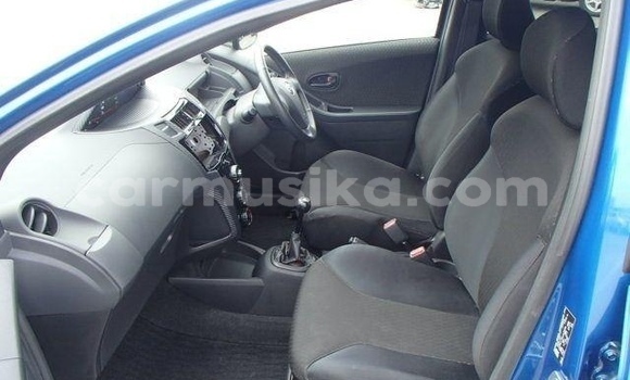 Buy Used Toyota Vitz Blue Car in Beitbridge in Matabeleland South Buy Used Toyota Vitz Blue Car in Beitbridge in Matabeleland South