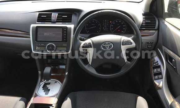 Buy Used Toyota Allion Silver Car in Beitbridge in Matabeleland South Buy Used Toyota Allion Silver Car in Beitbridge in Matabeleland South