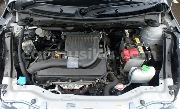 Buy Used Suzuki Swift Silver Car in Beitbridge in Matabeleland South Buy Used Suzuki Swift Silver Car in Beitbridge in Matabeleland South