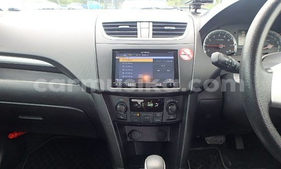 Buy Used Suzuki Swift Silver Car in Beitbridge in Matabeleland South Buy Used Suzuki Swift Silver Car in Beitbridge in Matabeleland South