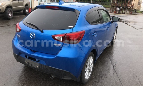 Acheter Occasion Voiture Mazda Demio Bleu à Beitbridge, Matabeleland South Acheter Occasion Voiture Mazda Demio Bleu à Beitbridge, Matabeleland South
