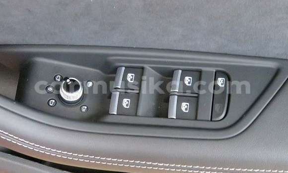 Acheter Occasion Voiture Audi A4 Rouge à Beitbridge, Matabeleland South Acheter Occasion Voiture Audi A4 Rouge à Beitbridge, Matabeleland South