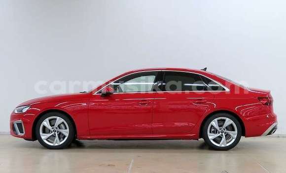 Acheter Occasion Voiture Audi A4 Rouge à Beitbridge, Matabeleland South Acheter Occasion Voiture Audi A4 Rouge à Beitbridge, Matabeleland South