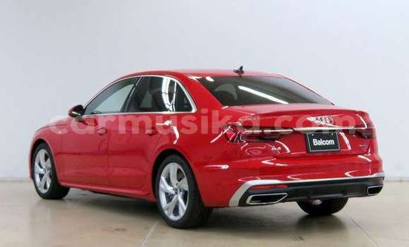 Acheter Occasion Voiture Audi A4 Rouge à Beitbridge, Matabeleland South Acheter Occasion Voiture Audi A4 Rouge à Beitbridge, Matabeleland South