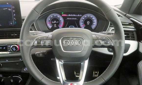 Acheter Occasion Voiture Audi A4 Rouge à Beitbridge, Matabeleland South Acheter Occasion Voiture Audi A4 Rouge à Beitbridge, Matabeleland South