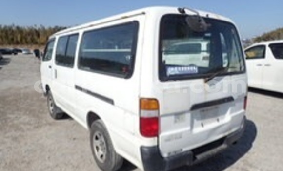 Acheter Occasion Voiture Toyota Hiace Blanc à Beitbridge, Matabeleland South Acheter Occasion Voiture Toyota Hiace Blanc à Beitbridge, Matabeleland South