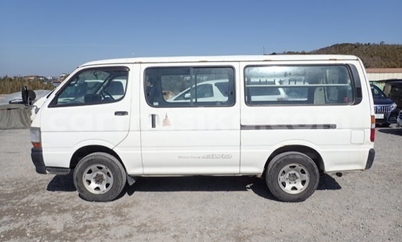 Acheter Occasion Voiture Toyota Hiace Blanc à Beitbridge, Matabeleland South Acheter Occasion Voiture Toyota Hiace Blanc à Beitbridge, Matabeleland South