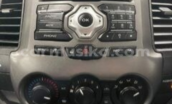 Acheter Occasion Voiture Ford Ranger Blanc à Beitbridge, Matabeleland South Acheter Occasion Voiture Ford Ranger Blanc à Beitbridge, Matabeleland South