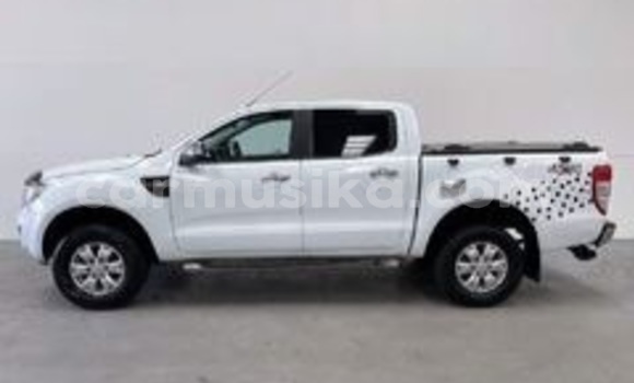 Acheter Occasion Voiture Ford Ranger Blanc à Beitbridge, Matabeleland South Acheter Occasion Voiture Ford Ranger Blanc à Beitbridge, Matabeleland South