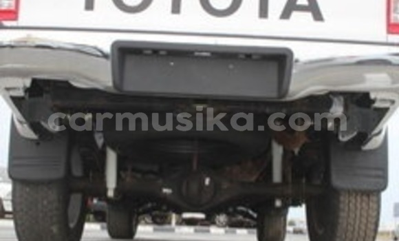 Nunua Ilio tumika Toyota Hilux Nyeupe Gari ndani ya Beitbridge nchini Matabeleland Kusini Nunua Ilio tumika Toyota Hilux Nyeupe Gari ndani ya Beitbridge nchini Matabeleland Kusini