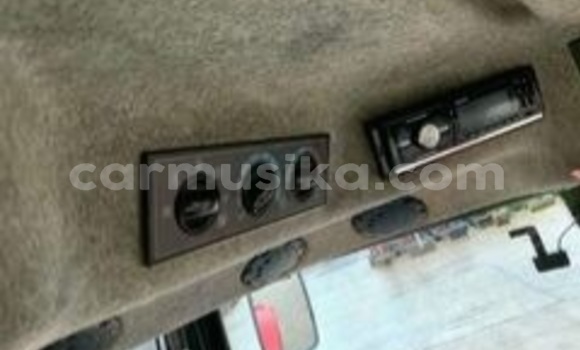 Acheter Import Utilitaire Hino 300 Rouge à Beitbridge, Matabeleland South Acheter Import Utilitaire Hino 300 Rouge à Beitbridge, Matabeleland South