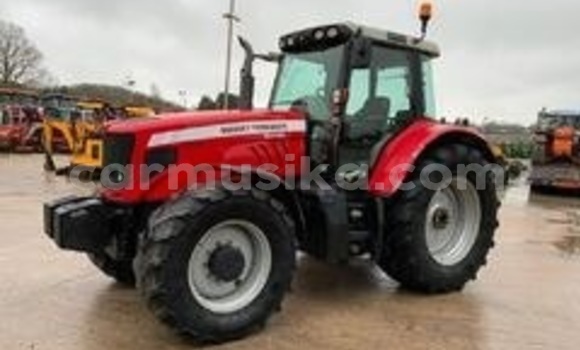 Acheter Import Utilitaire Hino 300 Rouge à Beitbridge, Matabeleland South Acheter Import Utilitaire Hino 300 Rouge à Beitbridge, Matabeleland South