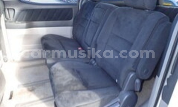 Acheter Occasion Voiture Toyota Alphard Blanc à Beitbridge, Matabeleland South Acheter Occasion Voiture Toyota Alphard Blanc à Beitbridge, Matabeleland South