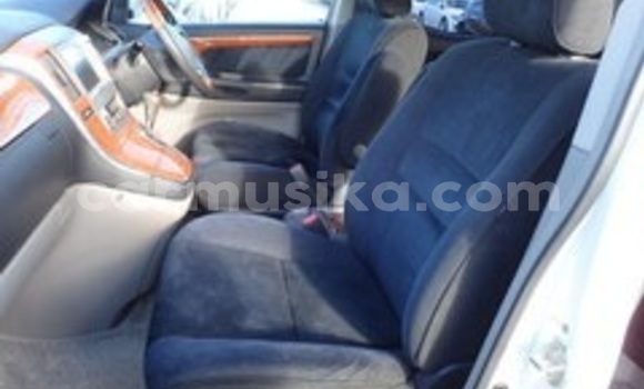 Acheter Occasion Voiture Toyota Alphard Blanc à Beitbridge, Matabeleland South Acheter Occasion Voiture Toyota Alphard Blanc à Beitbridge, Matabeleland South