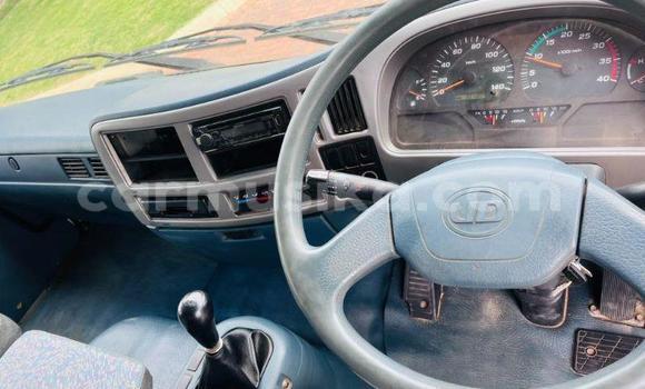 Nunua Ilio tumika Nissan UD Nyeupe Lori ndani ya Beitbridge nchini Matabeleland Kusini Nunua Ilio tumika Nissan UD Nyeupe Lori ndani ya Beitbridge nchini Matabeleland Kusini