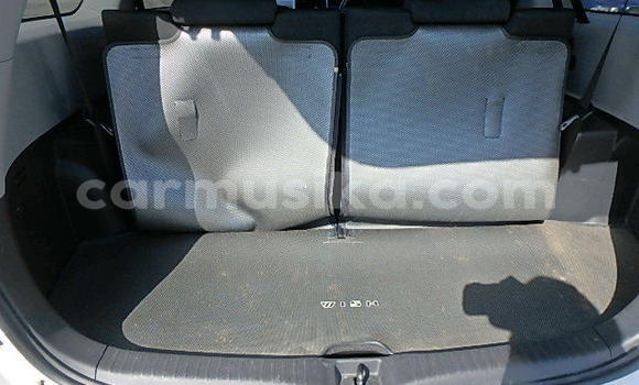 Buy Used Toyota Wish White Car in Beitbridge in Matabeleland South Buy Used Toyota Wish White Car in Beitbridge in Matabeleland South