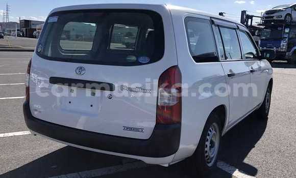 Tenga Tsaru Toyota Probox Zvimwe Mota in Beitbridge in Matabeleland South Tenga Tsaru Toyota Probox Zvimwe Mota in Beitbridge in Matabeleland South