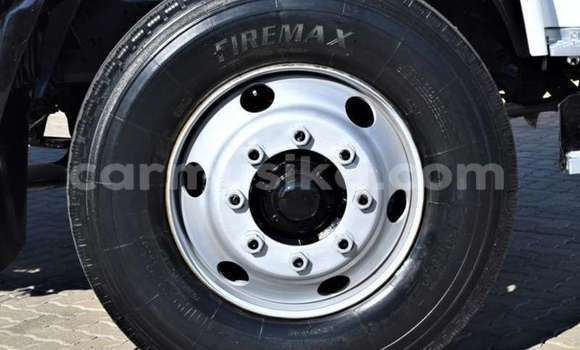 Buy Used Nissan UD White Truck in Beitbridge in Matabeleland South Buy Used Nissan UD White Truck in Beitbridge in Matabeleland South