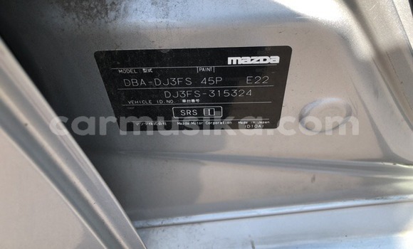 Nunua Ilio tumika Mazda Axela Fedha Gari ndani ya Beitbridge nchini Matabeleland Kusini Nunua Ilio tumika Mazda Axela Fedha Gari ndani ya Beitbridge nchini Matabeleland Kusini