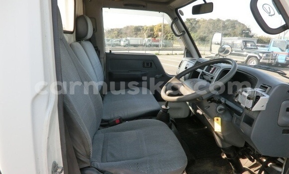 Nunua Ilio tumika Toyota Dyna Nyingine Lori ndani ya Beitbridge nchini Matabeleland Kusini Nunua Ilio tumika Toyota Dyna Nyingine Lori ndani ya Beitbridge nchini Matabeleland Kusini