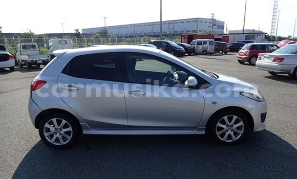Buy Used Mazda Demio Silver Car in Beitbridge in Matabeleland South Buy Used Mazda Demio Silver Car in Beitbridge in Matabeleland South