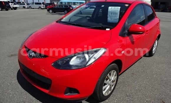 Tenga Tsaru Mazda Demio Tsvuku Mota in Beitbridge in Matabeleland South