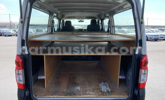 Buy Used Nissan Caravan Silver Car in Beitbridge in Matabeleland South Buy Used Nissan Caravan Silver Car in Beitbridge in Matabeleland South