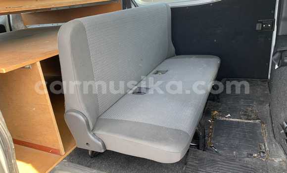 Buy Used Nissan Caravan Silver Car in Beitbridge in Matabeleland South Buy Used Nissan Caravan Silver Car in Beitbridge in Matabeleland South