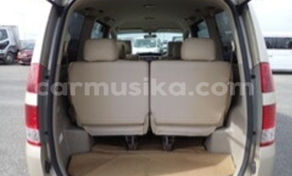 Acheter Occasion Voiture Toyota Noah Beige à Beitbridge, Matabeleland South Acheter Occasion Voiture Toyota Noah Beige à Beitbridge, Matabeleland South