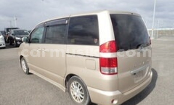 Acheter Occasion Voiture Toyota Noah Beige à Beitbridge, Matabeleland South Acheter Occasion Voiture Toyota Noah Beige à Beitbridge, Matabeleland South