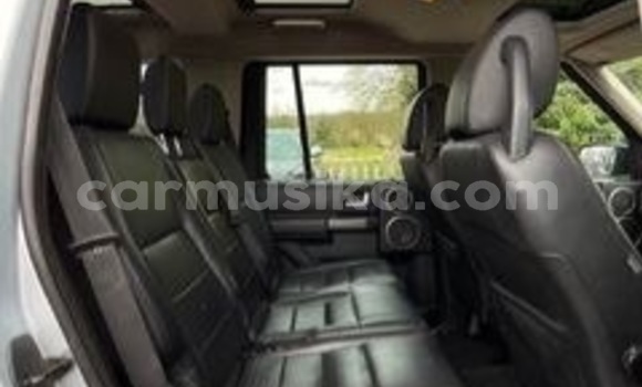 Acheter Occasion Voiture Land Rover Discovery Beige à Beitbridge, Matabeleland South Acheter Occasion Voiture Land Rover Discovery Beige à Beitbridge, Matabeleland South