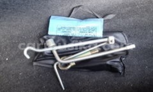 Acheter Occasion Voiture Toyota Noah Gris à Beitbridge, Matabeleland South Acheter Occasion Voiture Toyota Noah Gris à Beitbridge, Matabeleland South