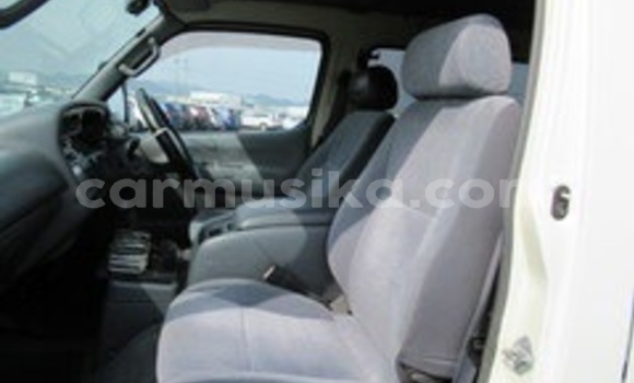 Acheter Occasion Voiture Toyota Hiace Blanc à Beitbridge, Matabeleland South Acheter Occasion Voiture Toyota Hiace Blanc à Beitbridge, Matabeleland South