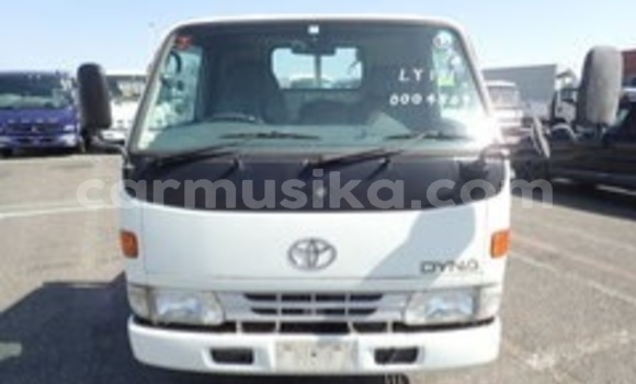 Acheter Occasion Utilitaire Toyota Dyna Blanc à Beitbridge, Matabeleland South Acheter Occasion Utilitaire Toyota Dyna Blanc à Beitbridge, Matabeleland South