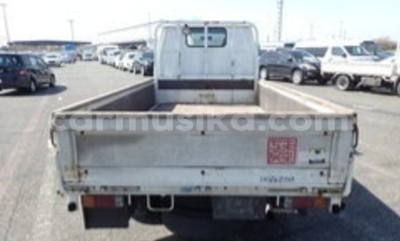 Acheter Occasion Utilitaire Toyota Dyna Blanc à Beitbridge, Matabeleland South Acheter Occasion Utilitaire Toyota Dyna Blanc à Beitbridge, Matabeleland South