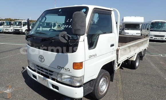 Acheter Occasion Utilitaire Toyota Dyna Blanc à Beitbridge, Matabeleland South Acheter Occasion Utilitaire Toyota Dyna Blanc à Beitbridge, Matabeleland South