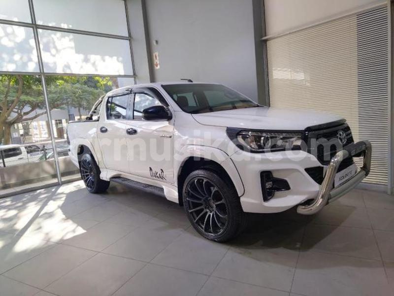 Big with watermark toyota hilux matabeleland south beitbridge 32521