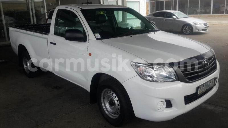 Big with watermark toyota hilux matabeleland south beitbridge 32523