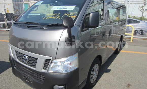 Nunua Ilio tumika Nissan Caravan Fedha Gari ndani ya Beitbridge nchini Matabeleland Kusini