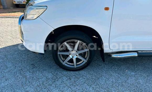 Acheter Occasion Voiture Toyota Hilux Blanc à Beitbridge, Matabeleland South Acheter Occasion Voiture Toyota Hilux Blanc à Beitbridge, Matabeleland South