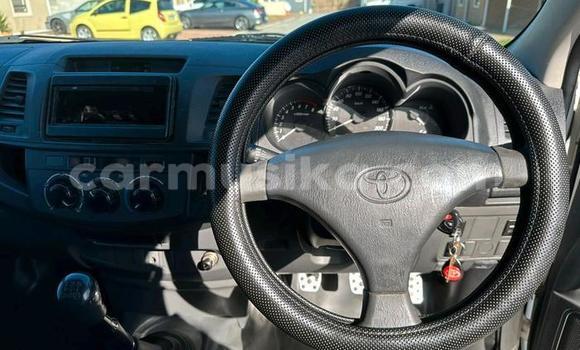 Acheter Occasion Voiture Toyota Hilux Blanc à Beitbridge, Matabeleland South Acheter Occasion Voiture Toyota Hilux Blanc à Beitbridge, Matabeleland South