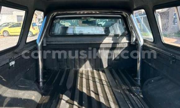 Acheter Occasion Voiture Toyota Hilux Blanc à Beitbridge, Matabeleland South Acheter Occasion Voiture Toyota Hilux Blanc à Beitbridge, Matabeleland South