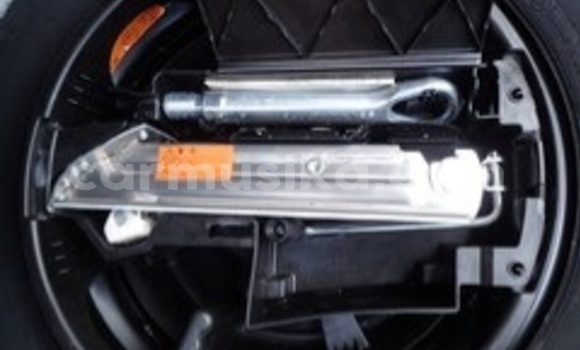 Acheter Occasion Voiture Mercedes‒Benz C–Class Blanc à Beitbridge, Matabeleland South Acheter Occasion Voiture Mercedes‒Benz C–Class Blanc à Beitbridge, Matabeleland South