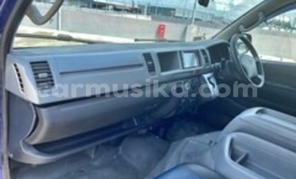 Acheter Occasion Voiture Toyota Hiace Bleu à Beitbridge, Matabeleland South Acheter Occasion Voiture Toyota Hiace Bleu à Beitbridge, Matabeleland South