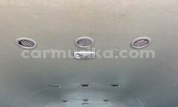 Acheter Occasion Voiture Toyota Hiace Bleu à Beitbridge, Matabeleland South Acheter Occasion Voiture Toyota Hiace Bleu à Beitbridge, Matabeleland South